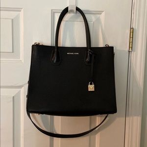 Michael Kors pebbled Leather Purse